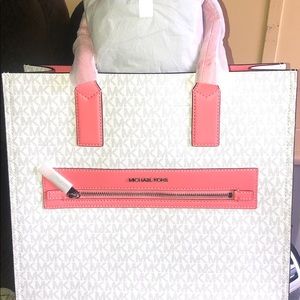 Authentic Michael Kors’s Kenly Tote bag
